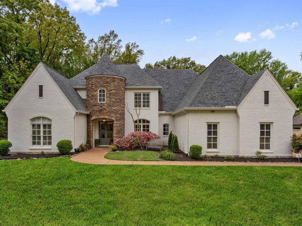 1881 RIVERDALE RD, Germantown, TN 38138