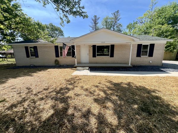 2229 Cherry Dr , Pulaski, TN 38478