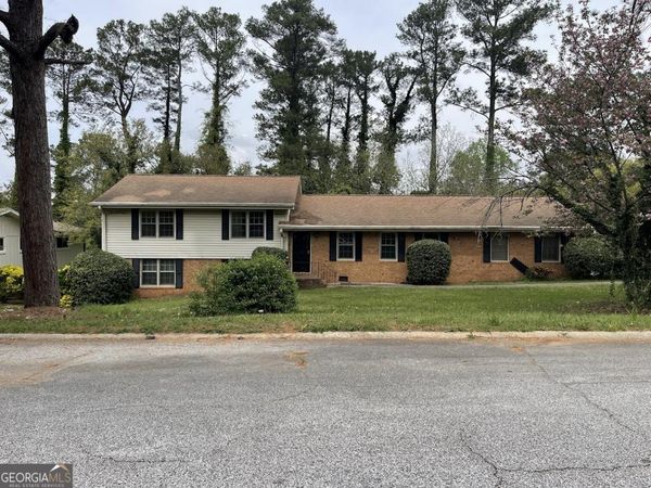 1621 Hebron Lane, Riverdale, GA 30296