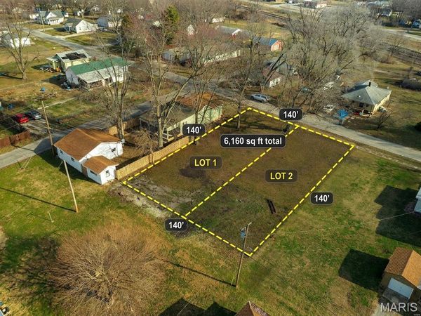 432 Anderson Street , Carlinville, IL 62626