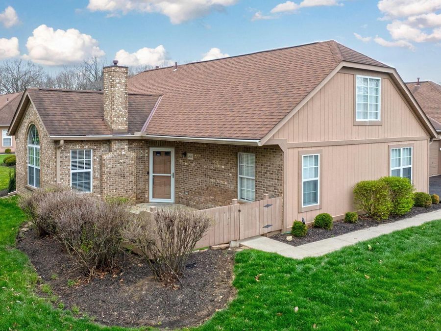2461 Timbers Edge Lane , Columbus, OH 43235 Photo 1