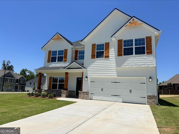 130 Maisie Way, Unit 201, Bonaire, GA 31005