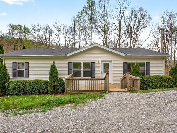 540 Spencer Dr , Spencer, TN 38585