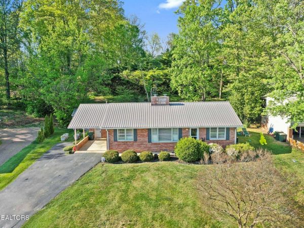 1903 Old Tusculum Rd , Greeneville, TN 37745