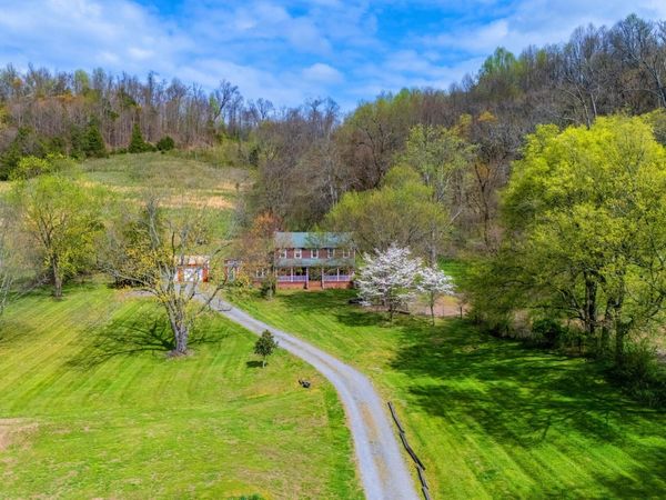 199 Gilmore Ln , Bell Buckle, TN 37020