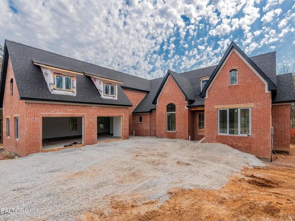 182 Golanvyi Tr , Vonore, TN 37885