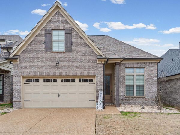 90 CHICKASAW TRACE DR, Oakland, TN 38060