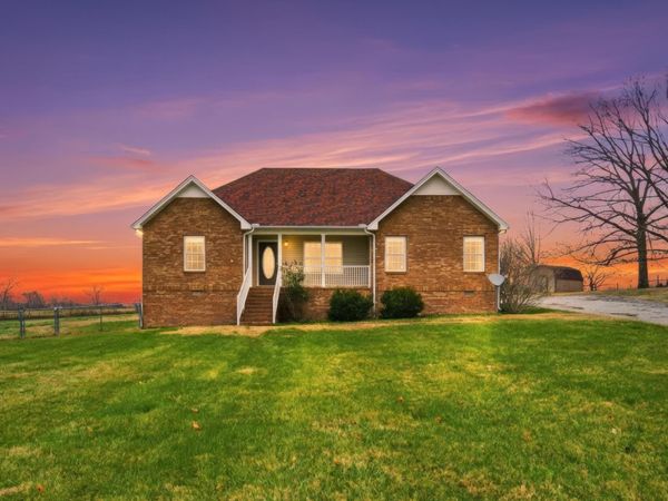 59 Parker Cir , Lynchburg, TN 37352