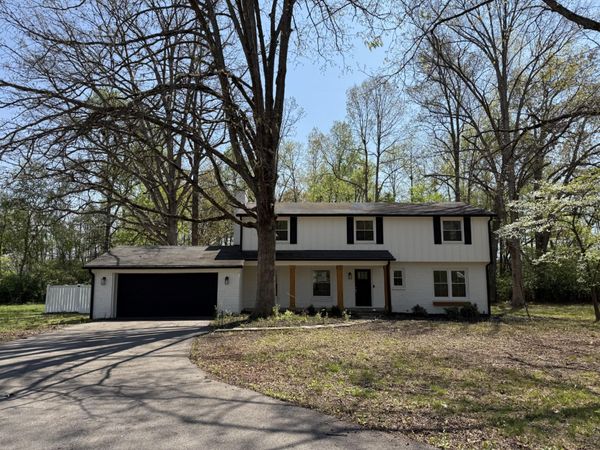 130 Wilkins Dr , Tullahoma, TN 37388