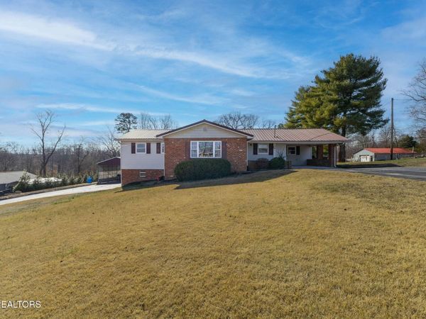 781 West Lane , Lenoir City, TN 37771
