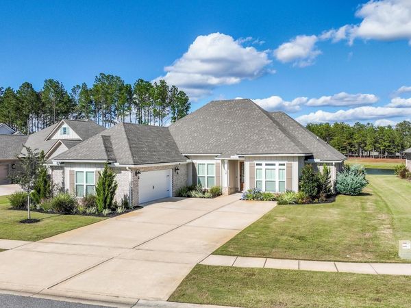 102 Mill Pond Cove, Freeport, FL 32439