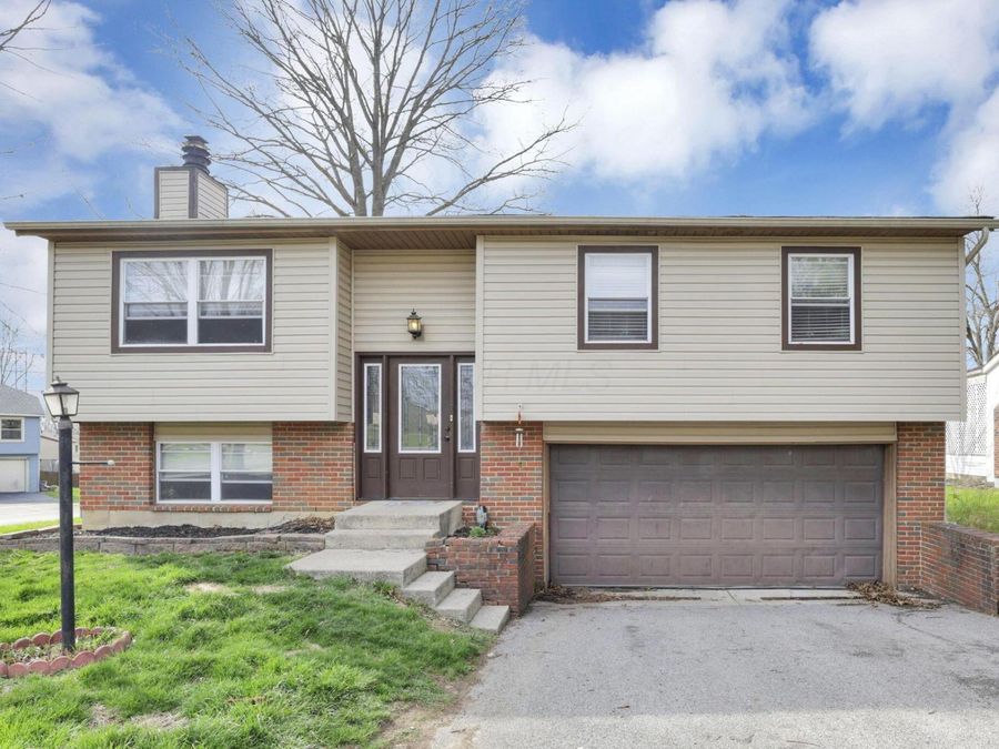 4555 Teton Court , Columbus, OH 43230 Photo 1