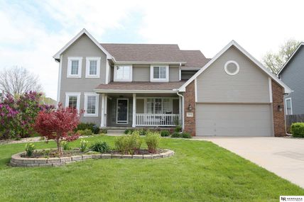 2104 John Street, Papillion, NE 68133