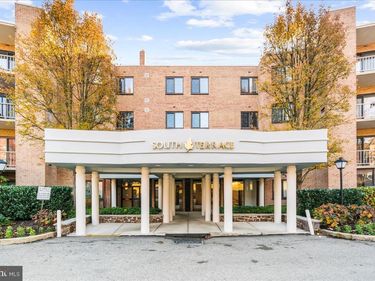 1637 OAKWOOD DRIVE , Unit 405, PENN VALLEY, PA 19072