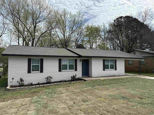 404 Sawmill S , Searcy, AR 72143