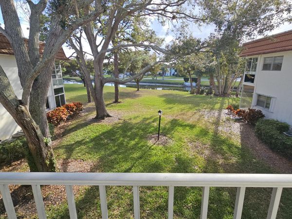 1225 NW 21st Street , Unit 19-1911, Stuart, FL 34994