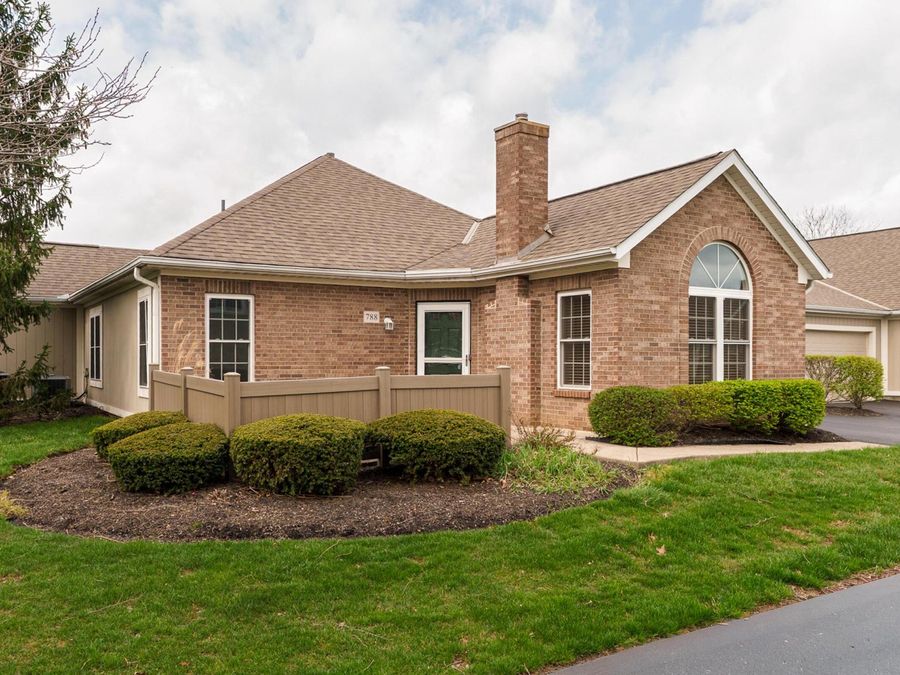 788 Windward Way , Unit 21, Columbus, OH 43230 Photo 1