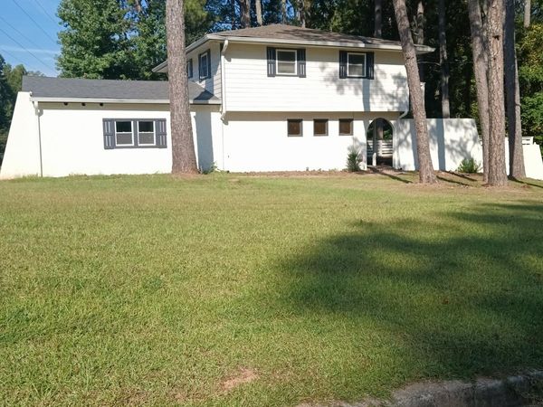 170 Windhaven Trail SW, Atlanta, GA 30331