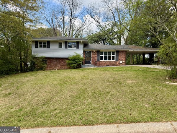 2705 Dunmoreland Terrace, South Fulton, GA 30349