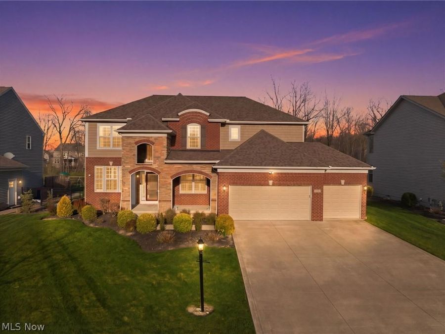 18229 Clare Court , Strongsville, OH 44149 Photo 1