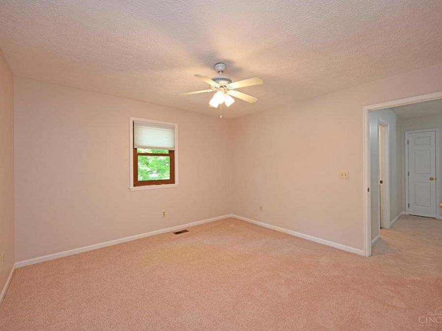 6415 Roth Ridge Drive, Miami Township, OH 45140 Photo 39