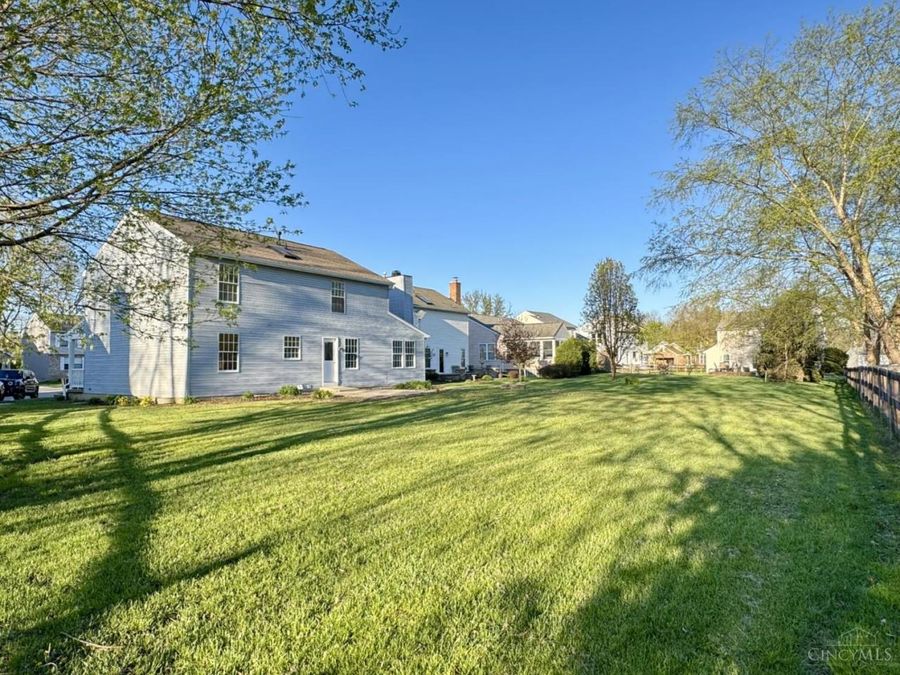 521 Elm Tree Court, Union Township, OH 45244 Photo 7