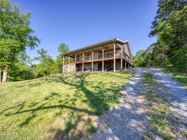 1424 Millican Grove Rd , Sevierville, TN 37876