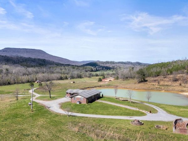 3400 Bronco Road , La Fayette, GA 30728