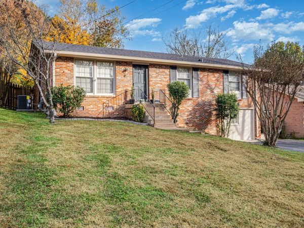 5010 Meta Dr , Nashville, TN 37211