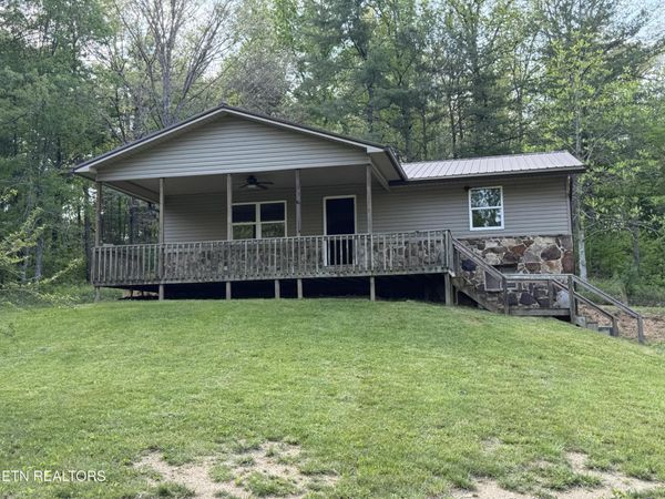 318 Lee Rd , Lancing, TN 37770