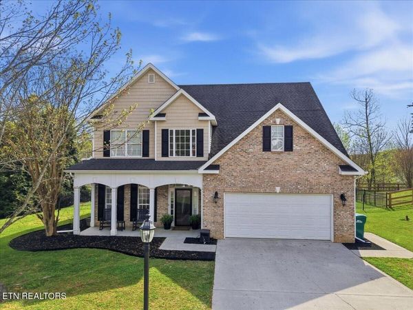 2900 Timber Green Lane, Knoxville, TN 37921