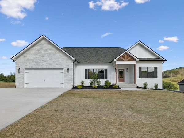 110 Catherine St , Brush Creek, TN 38547