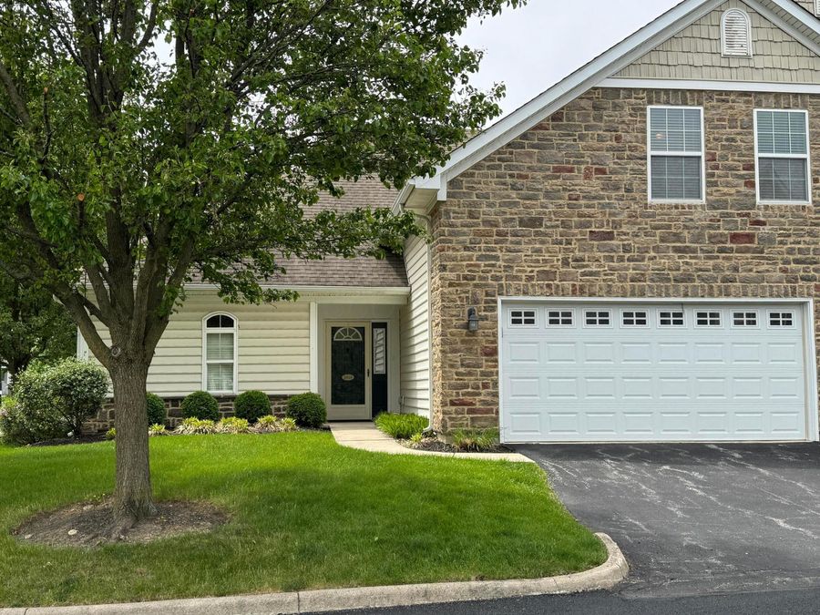5059 Calais Drive , Unit 5059, Columbus, OH 43221 Photo 1