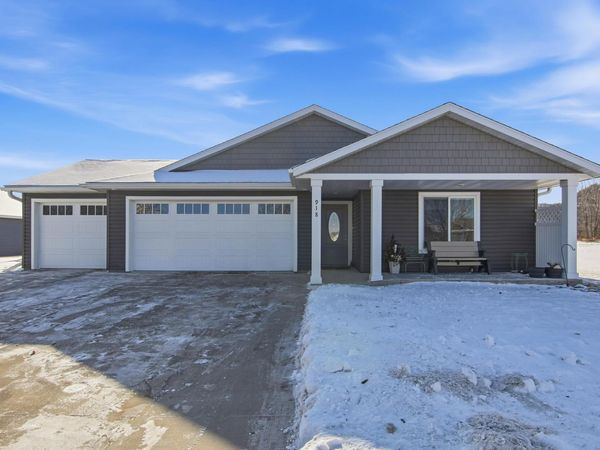 918 21st Street , Wabasha, MN 55981
