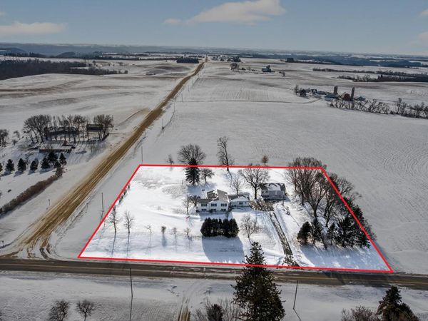 23781 County Road 10 , Wabasha, MN 55981