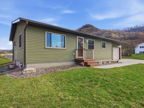 E208 N Buffalo Court , Nelson, WI 54756