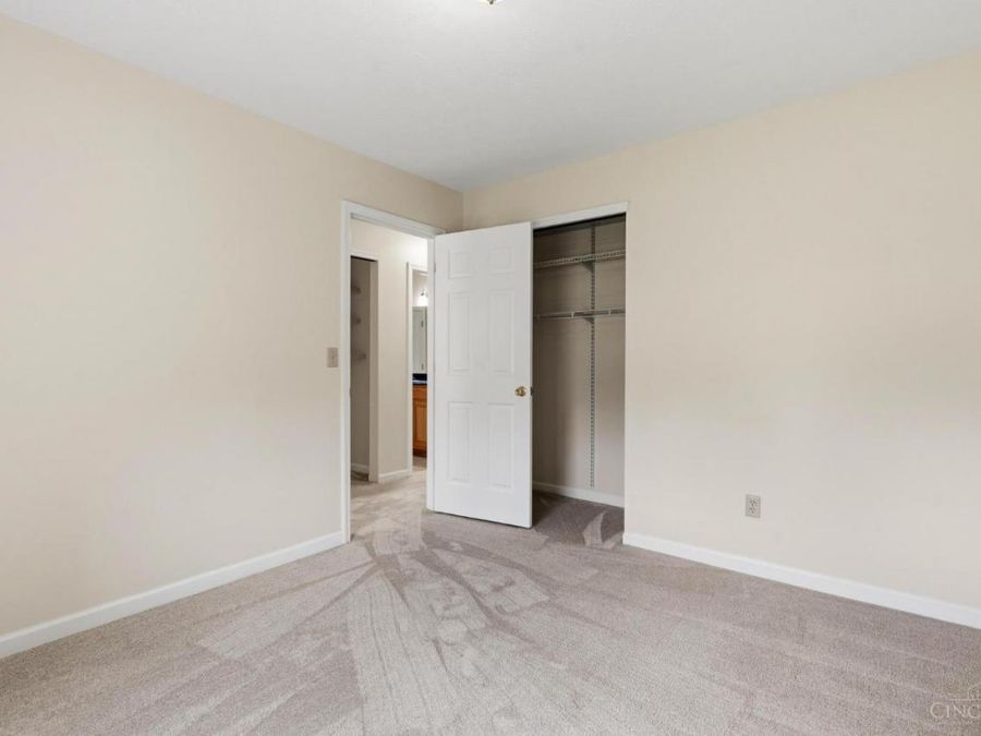 8812 Arrowcreek Drive, Washington Township, OH 45054 Photo 21