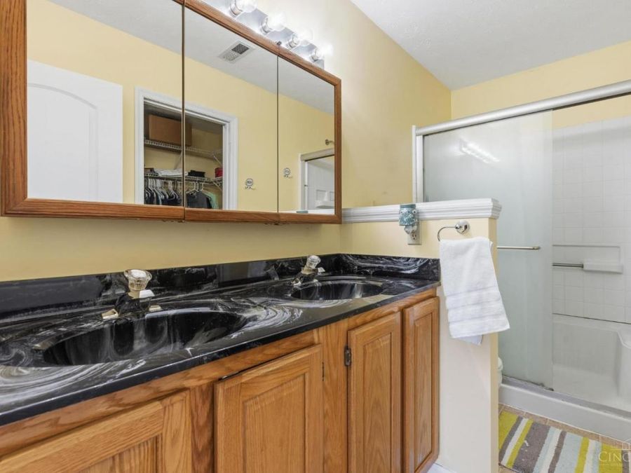 8812 Arrowcreek Drive, Washington Township, OH 45054 Photo 24