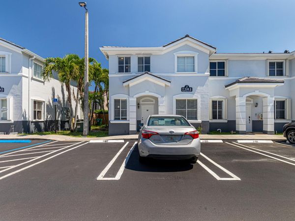 7301 NW 174th Terrace , Unit 100, Hialeah, FL 33015