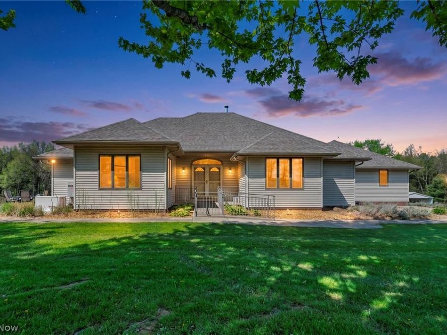 6569 Milhaven Avenue NW, Canal Fulton, OH 44614 Photo 1