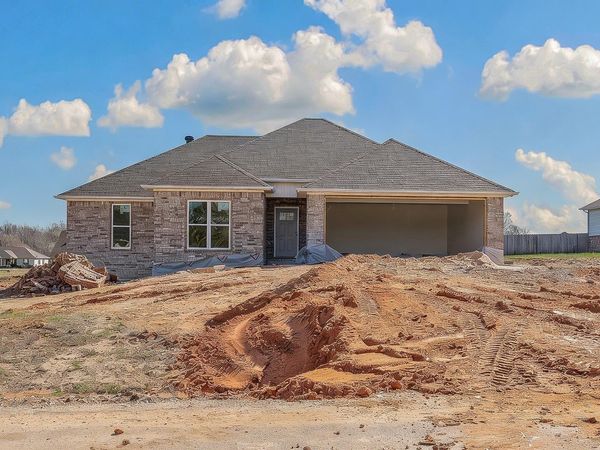 132 Raymond Drive , Paragould, AR 72450