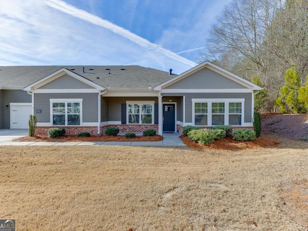 2476 Rathburn Circle, Loganville, GA 30052