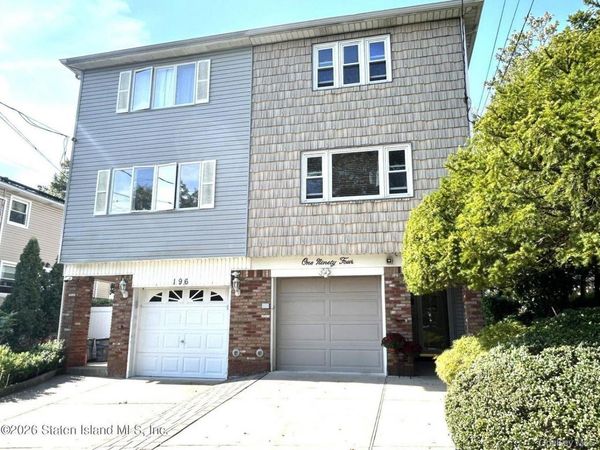 194 Justin , Staten Island, NY 10306