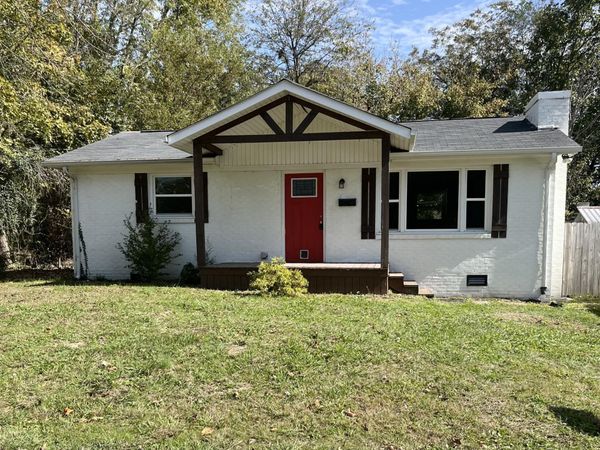 116 S Bright Hill St , Smithville, TN 37166
