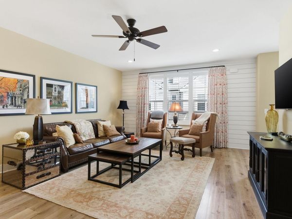 7030 Westside Cir , Nashville, TN 37205