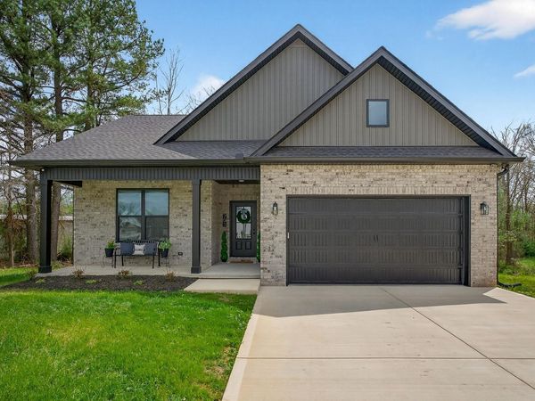 203 Beckam Way , Smithville, TN 37166