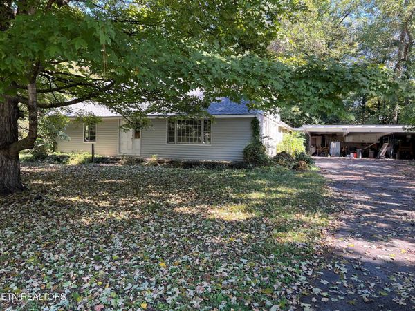 645 Lakeshore Drive , Kingston, TN 37763