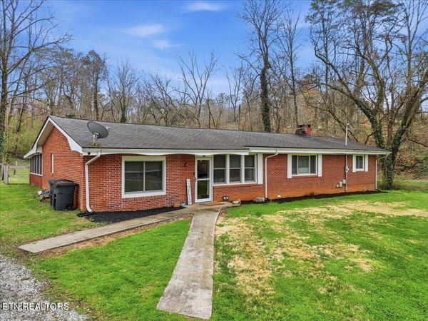 488 Long Hollow Rd , Maryville, TN 37801