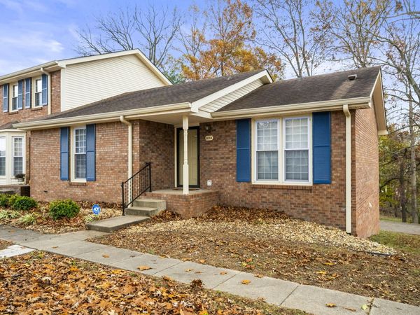 3084 Woody Ln , Clarksville, TN 37043