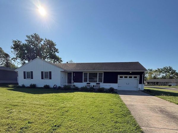 659 Warren Avenue , Washington Court House, OH 43160